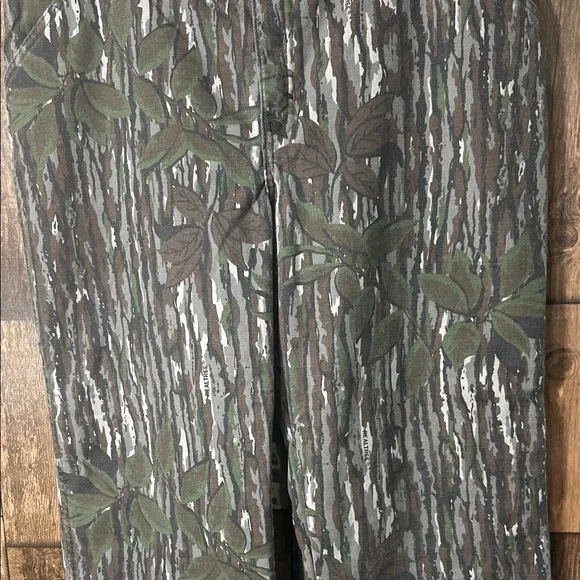 Real Tree blizzard proof Men's Camouflage Pattern Pants - Picture 7 of 16